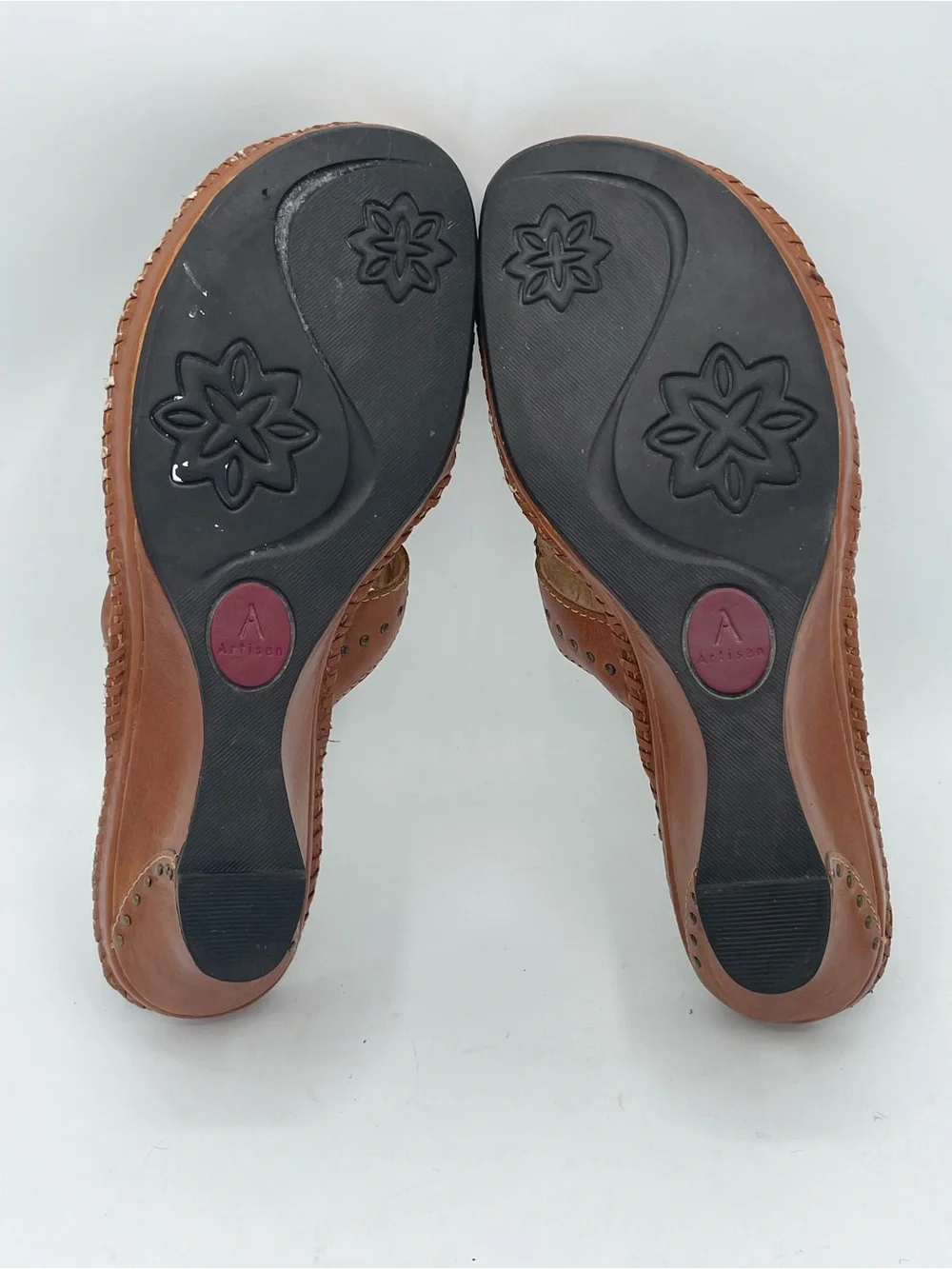 Clarks Artisan Brown Leather Wedge Thong Sandals with Decorative Studs